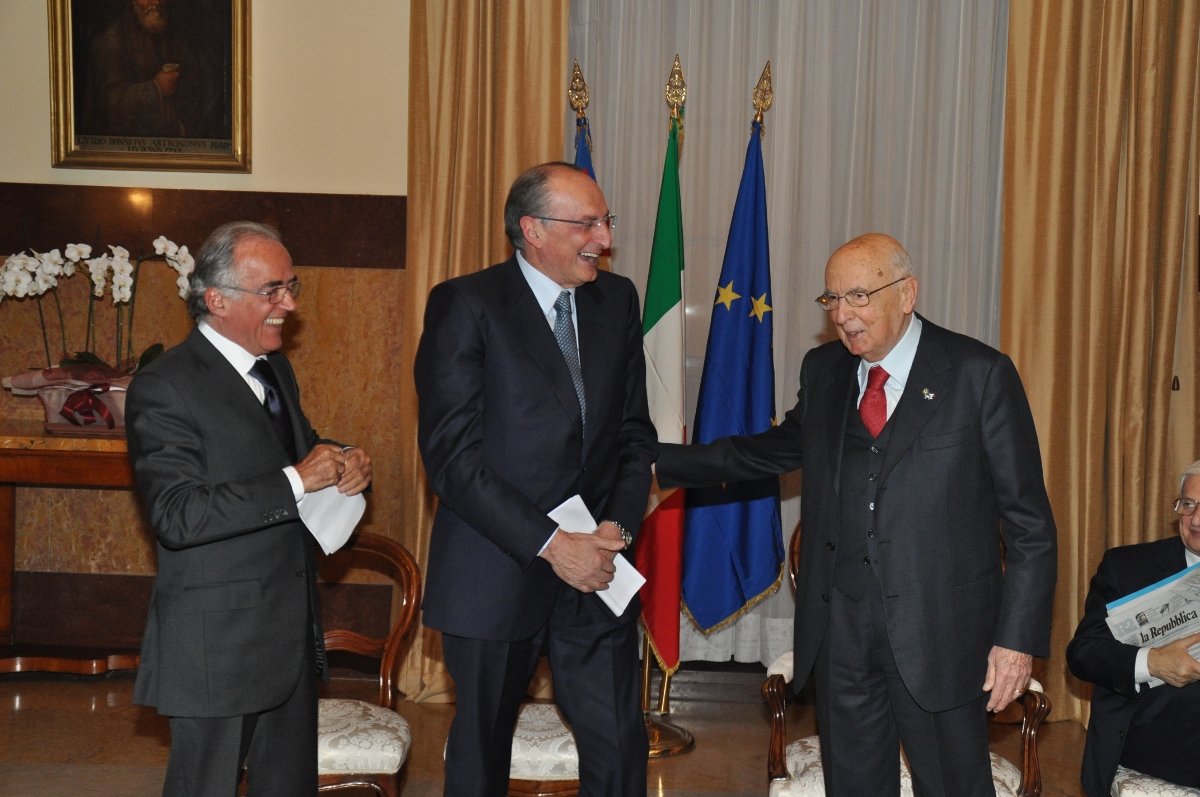 foto incontro rappresentanti IRST e Presidente Napolitano del 7 gennaio 2011